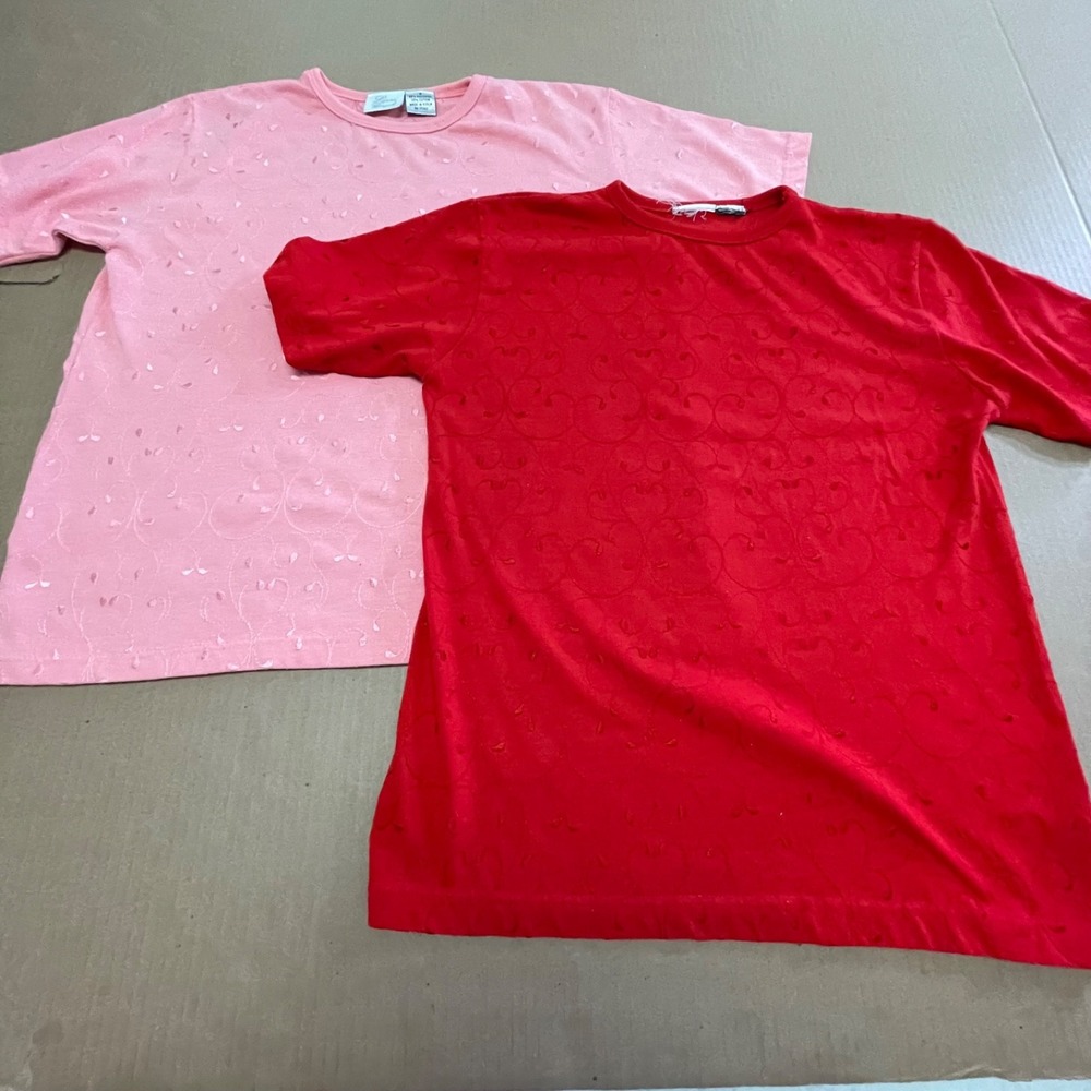 Vintage Lot 2 Laura Gayle Pink Red T-Shirts S Short Sleeve Tonal Embroidered